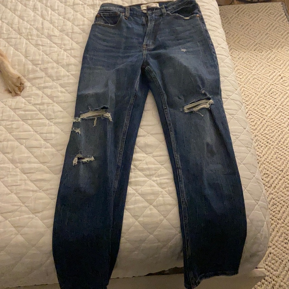 A&F Ankle Straight Ultra High Rise Jean